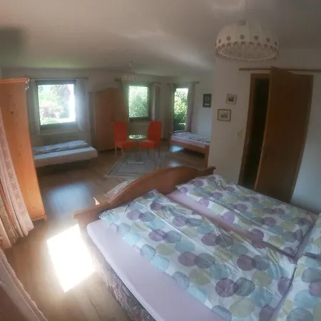 Fink Apartment *